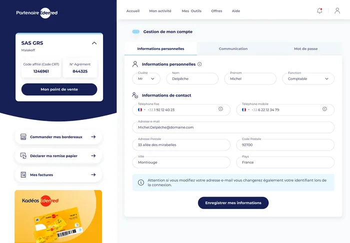 Le profil d’origine : la gestion de compte répartie entre trois onglets, dans l’ancienne interface
