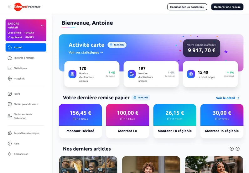 L’accueil refondu : une barre latérale et l’activité carte en chiffres